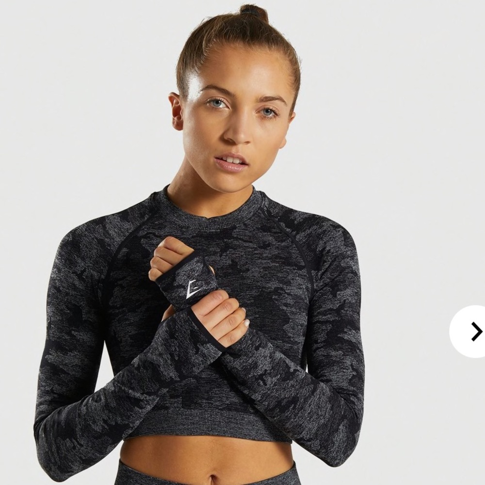 Gymshark Women’s Camo Seamless Long Sleeve Top